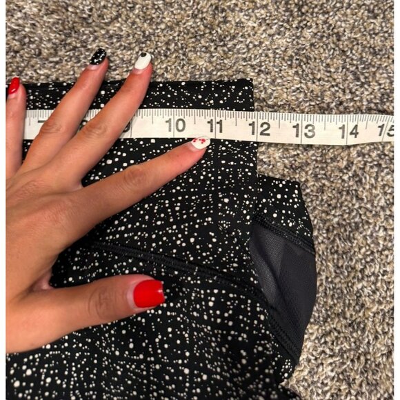 Lululemon Train Times 7/8 Pant (25" ) Soundwave White Black Size 4 EUC - Picture 4 of 6